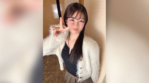 FC2PPV-4327467 I let singer-songwriter Yuki-chan, who is scheduled to debut in April, hold a demon cock instead of a microphone ♡