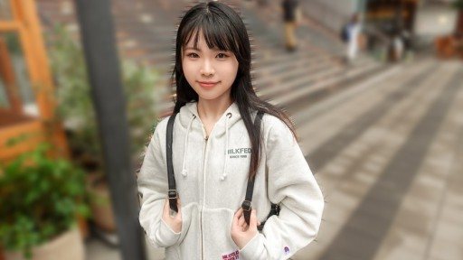 SIRO-5650 Check out the sex of the Reiwa generation! A 19-year-old working at a famous theme park applied! She's very interested in sex and has a great personality! Her blushing fa
